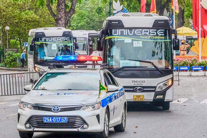 Công an Hà Nội phân luồng giao thông phục vụ Kỳ họp thứ 9, Quốc hội khóa XV. Ảnh: Công an Hà Nội