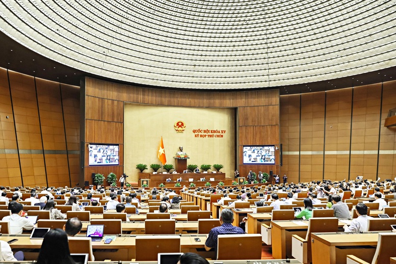 Với 461/465 đại biểu tham gia biểu quyết tán thành, Quốc hội khóa XV đã thông qua Nghị quyết về việc sắp xếp đơn vị hành chính cấp tỉnh năm 2025