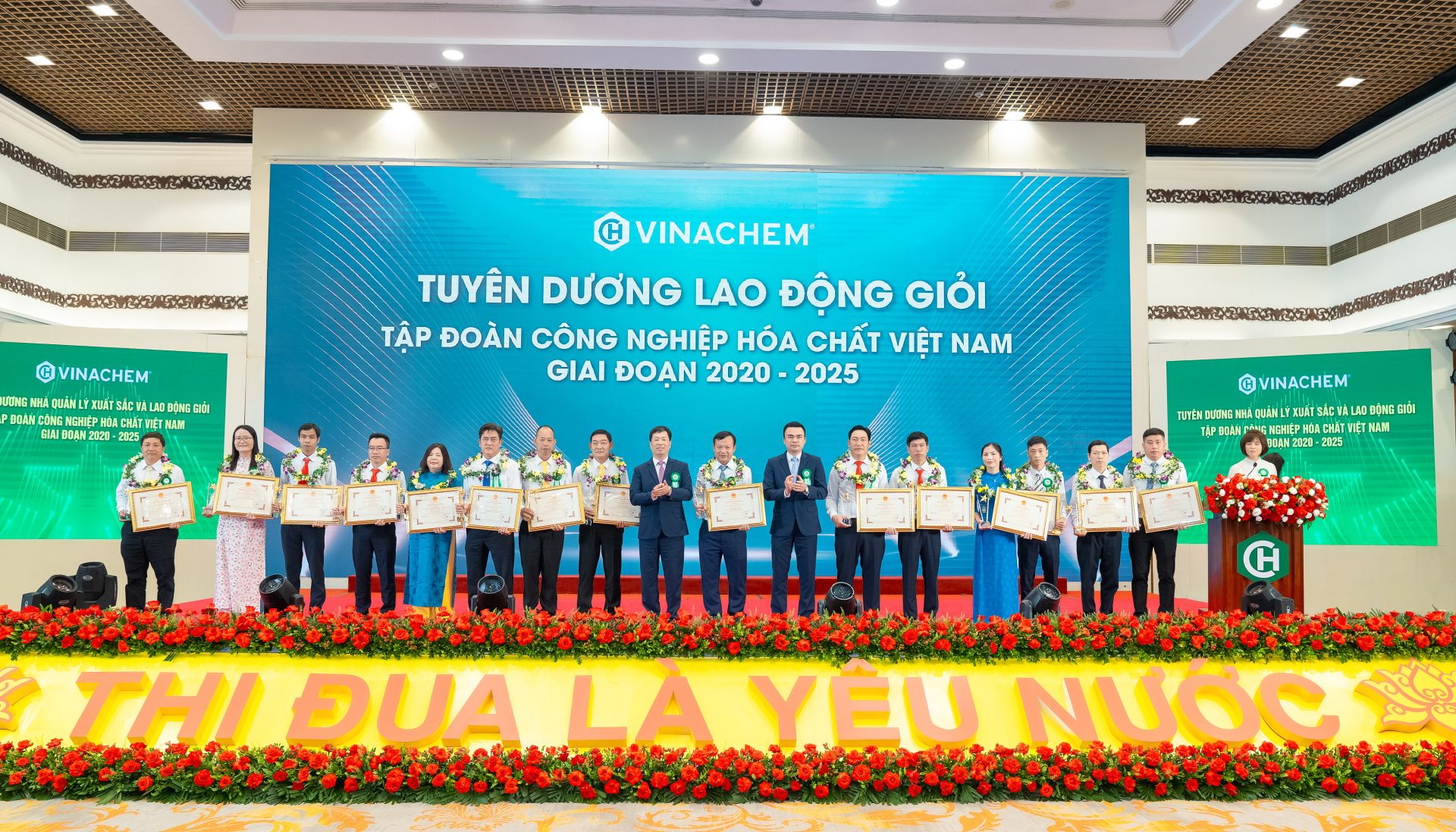 Tuyên dương người lao động giỏi Vinachem Tuyên dương người lao động giỏi Vinachem