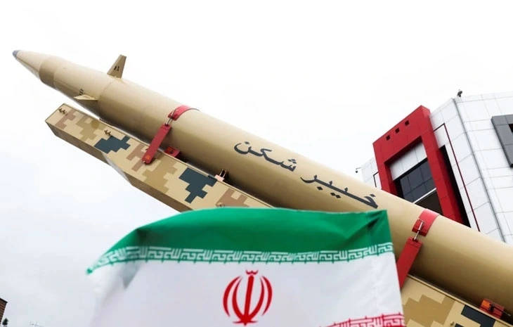 Iran không chấp nhận đàm phán với Mỹ “dưới làn đạn”