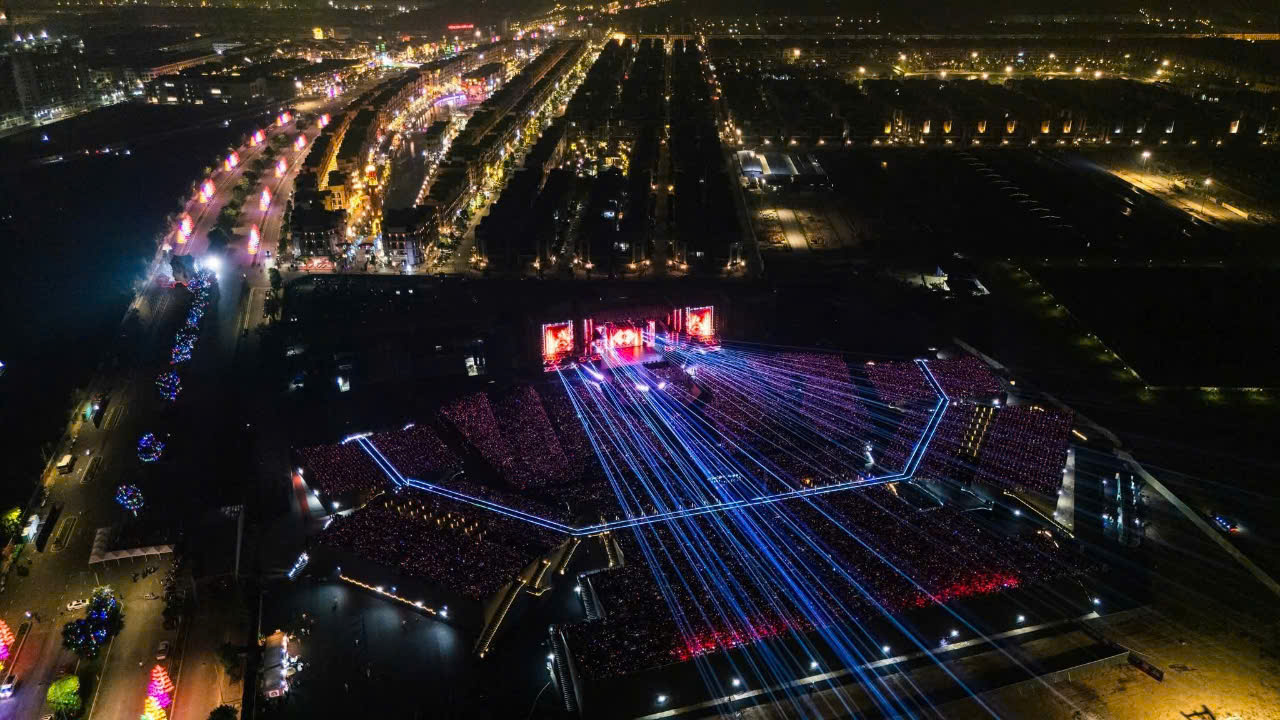 Những màn trình diễn “tuyệt đối điện ảnh” của dàn anh tài đã “đốt cháy” sân khấu Ocean City Những màn trình diễn “tuyệt đối điện ảnh” của dàn anh tài đã “đốt cháy” sân khấu Ocean City