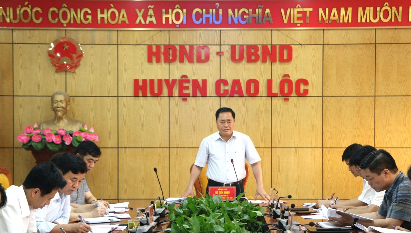 Chủ tịch UBND tỉnh Lạng Sơn Hồ Tiến Thiệu phát biểu chỉ đạo tại buổi làm việc với huyện Cao Lộc, tỉnh Lạng Sơn Chủ tịch UBND tỉnh Lạng Sơn Hồ Tiến Thiệu phát biểu chỉ đạo tại buổi làm việc với huyện Cao Lộc, tỉnh Lạng Sơn