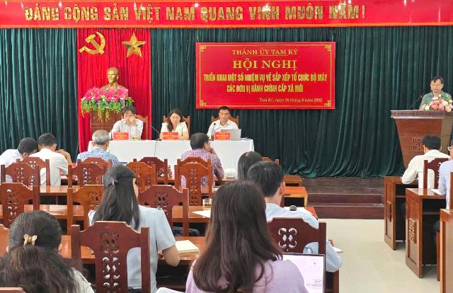 Quang cảnh hội nghị.