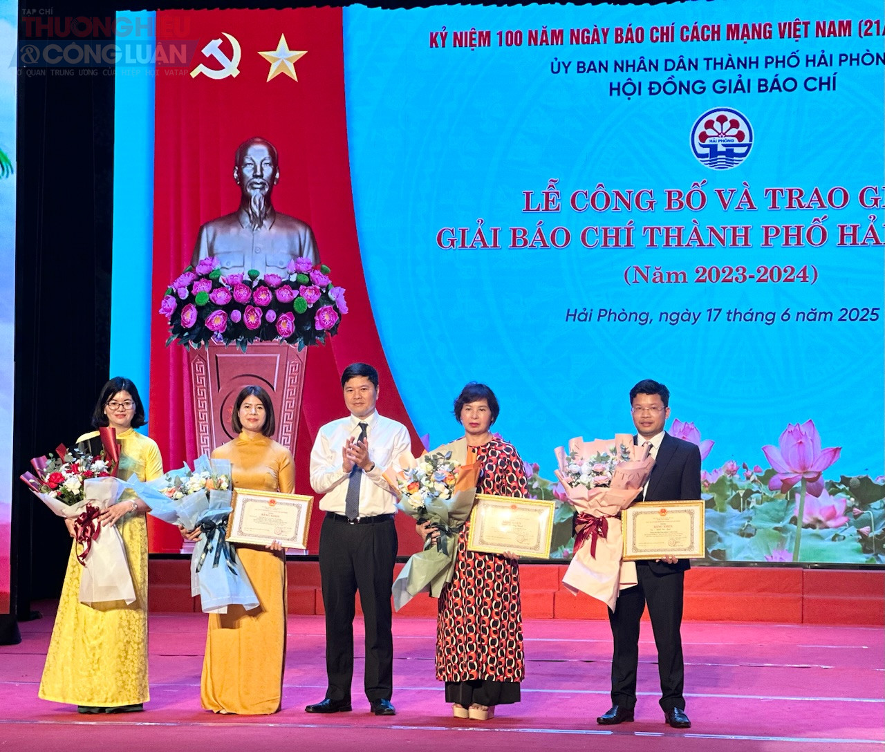 Công bố và trao giải báo chí thành phố Hải Phòng