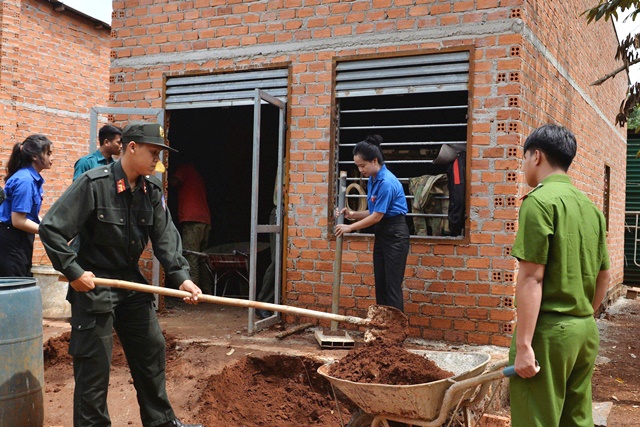 Đắk Lắk: Khởi công xóa trên 70% nhà tạm, nhà dột nát