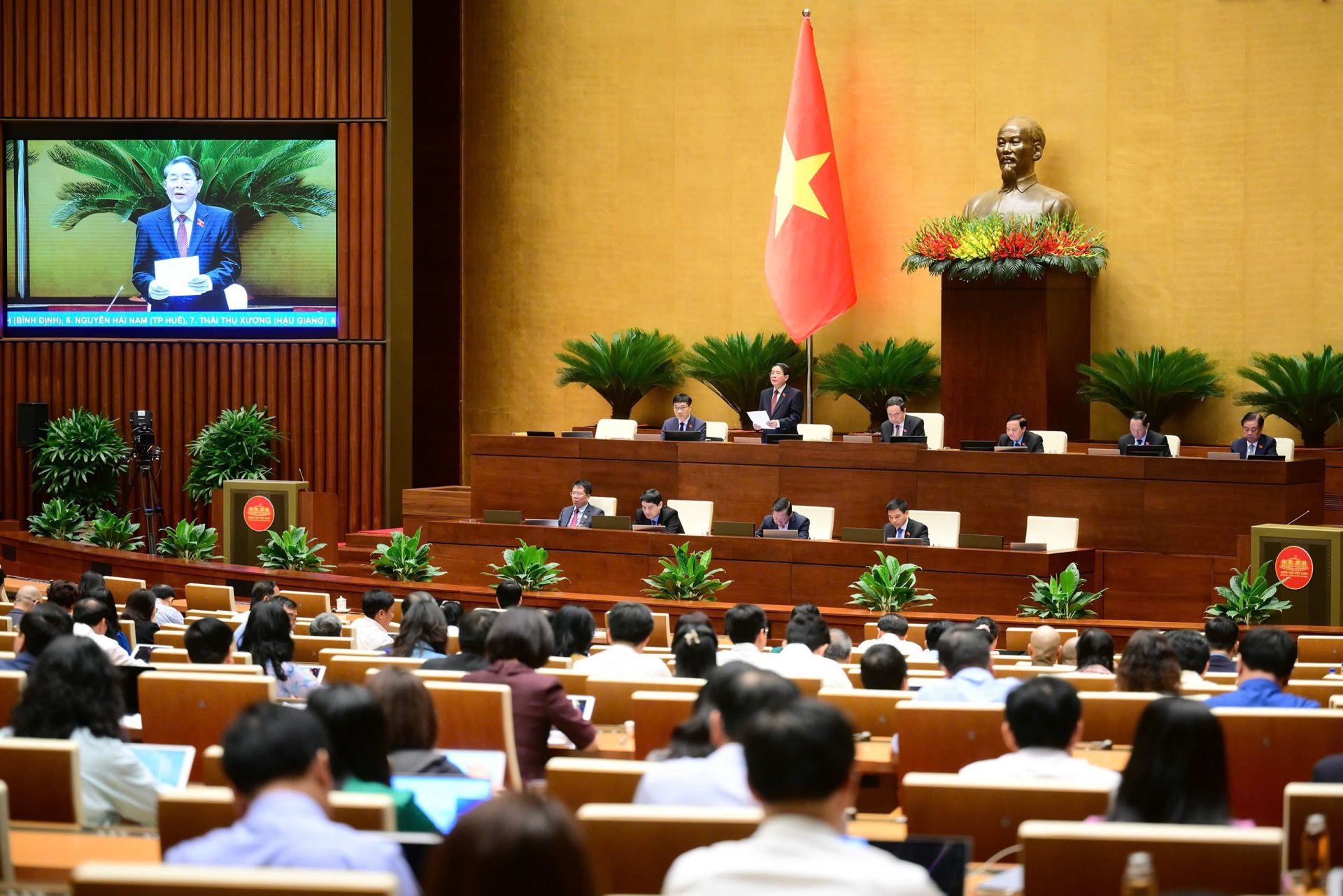 Triển khai quyết liệt và đột phá mang tính cách mạng theo chủ trương của Đảng, đưa đất nước vào giai đoạn phát triển mới