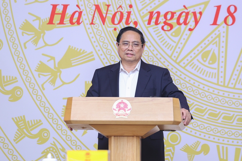 Thủ tướng Phạm Minh Chính khẳng định, kỳ thi tốt nghiệp THPT là một "ngưỡng cửa" quan trọng; không chỉ đánh dấu "sự trưởng thành" của các cháu, mà còn là bước "chuyển tiếp" mang tính định hướng, định hình con đường tương lai của mỗi học sinh - Ảnh: VGP/Nhật Bắc