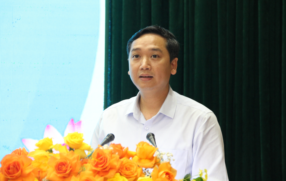 Đồng chí Nguyễn Việt Oanh, Chủ tịch UBND tỉnh phát biểu tại hội nghị. Đồng chí Nguyễn Việt Oanh, Chủ tịch UBND tỉnh phát biểu tại hội nghị.