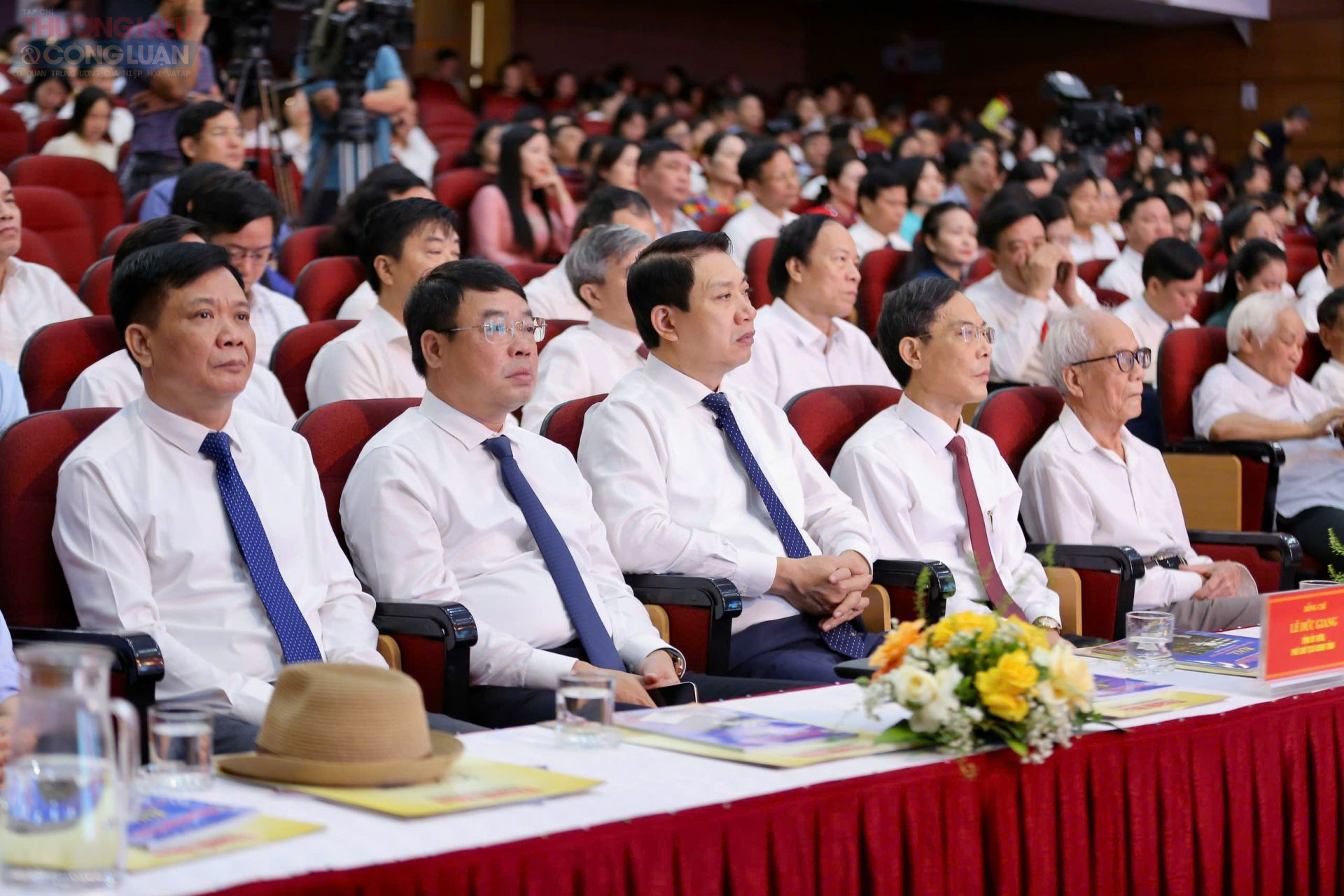 Các đại biểu tham dự lễ kỷ niệm Các đại biểu tham dự lễ kỷ niệm