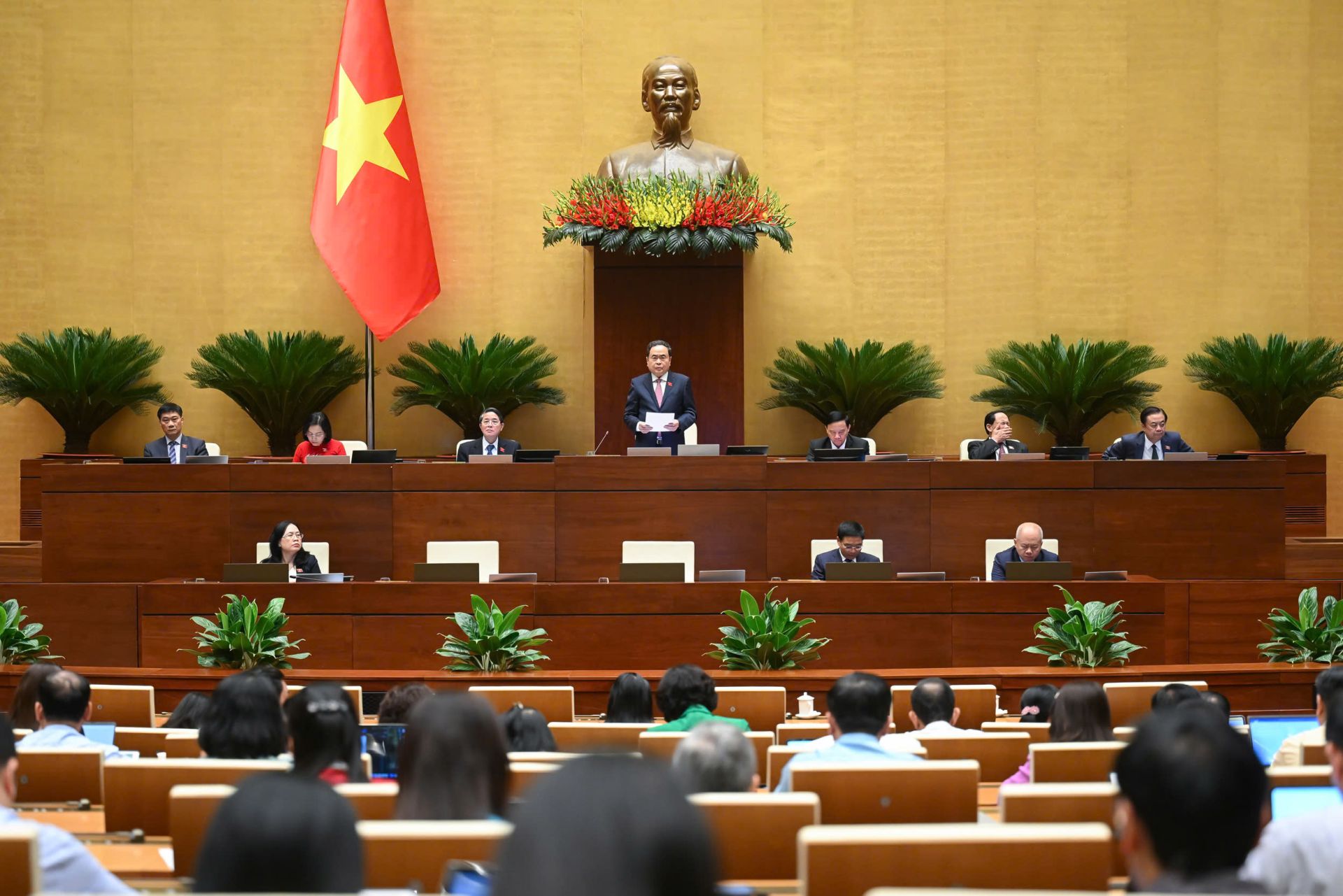 Chủ tịch Quốc hội phát biểu kết thúc nhóm vấn đề chất vấn thuộc lĩnh vực tài chính Chủ tịch Quốc hội phát biểu kết thúc nhóm vấn đề chất vấn thuộc lĩnh vực tài chính