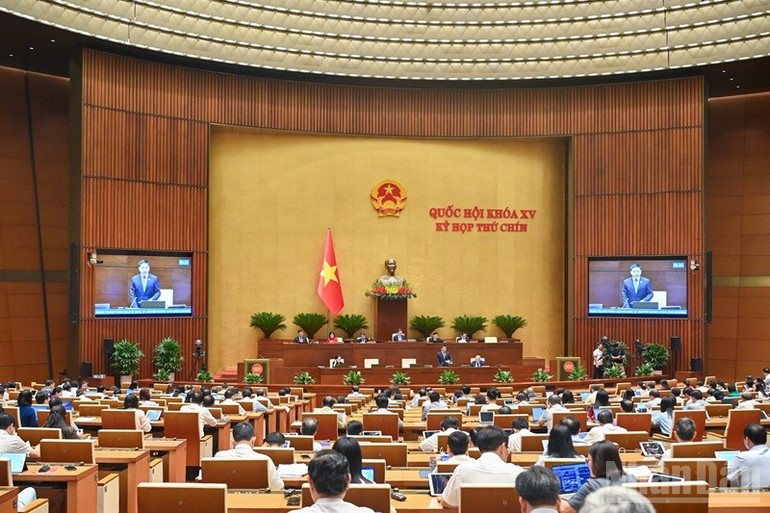 Quang cảnh phiên chất vấn của Quốc hội về lĩnh vực tài chính, sáng 19/6/2025. (Ảnh: DUY LINH)