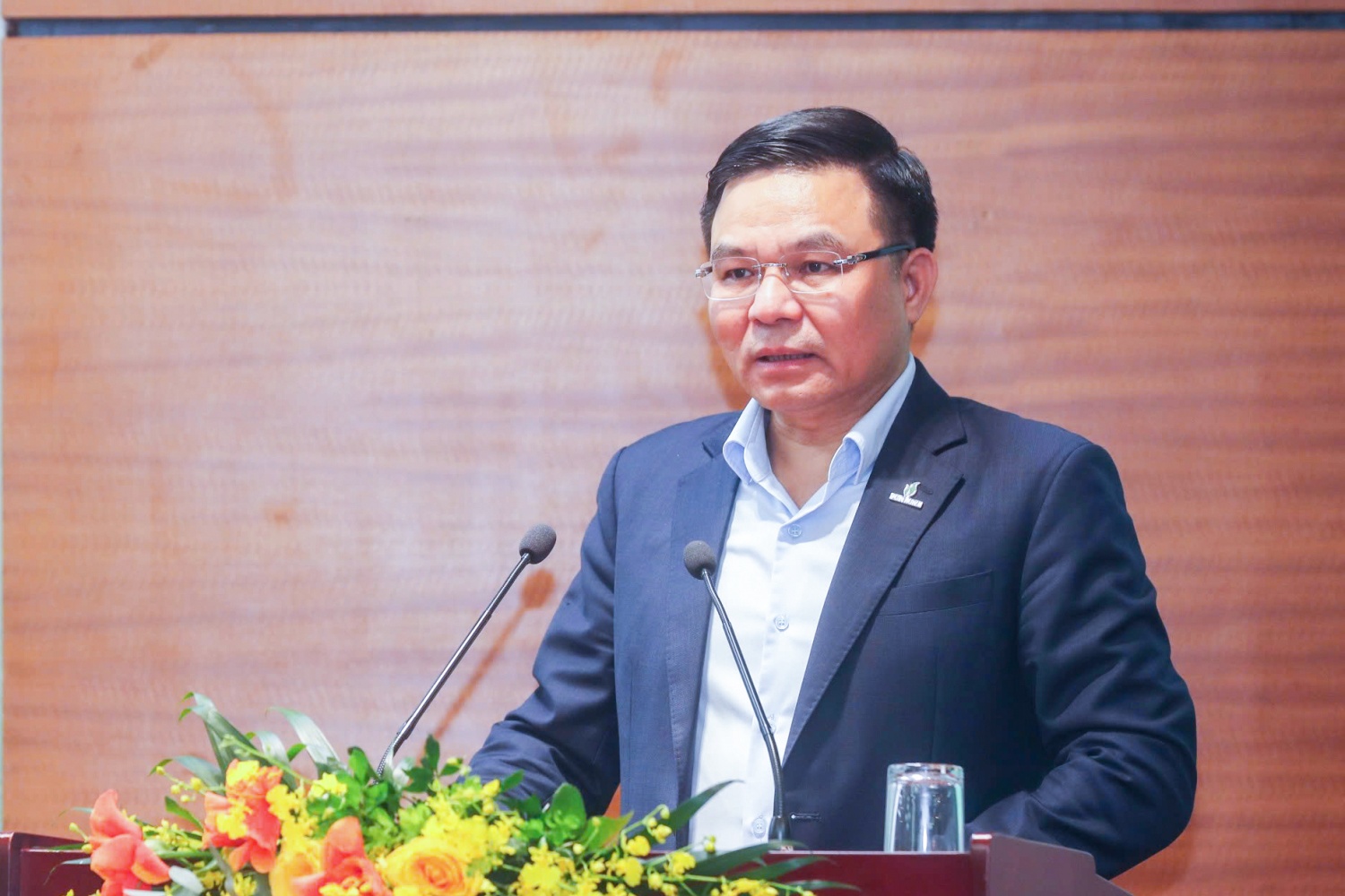 Tổng Giám đốc Petrovietnam Lê Ngọc Sơn và Tổng Giám đốc VIMC Nguyễn Cảnh Tĩnh ký kết Thỏa thuận hợp tác toàn diện Tổng Giám đốc Petrovietnam Lê Ngọc Sơn và Tổng Giám đốc VIMC Nguyễn Cảnh Tĩnh ký kết Thỏa thuận hợp tác toàn diện