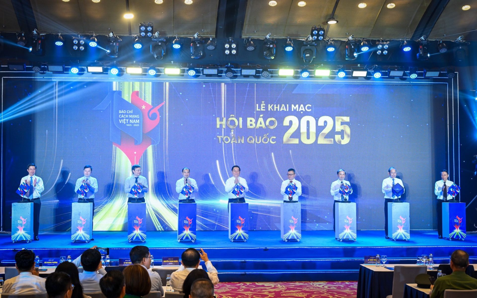 Khai mạc Hội Báo toàn quốc 2025 – Kỷ niệm 100 năm ngày Báo chí Cách mạng Việt Nam Khai mạc Hội Báo toàn quốc 2025 – Kỷ niệm 100 năm ngày Báo chí Cách mạng Việt Nam