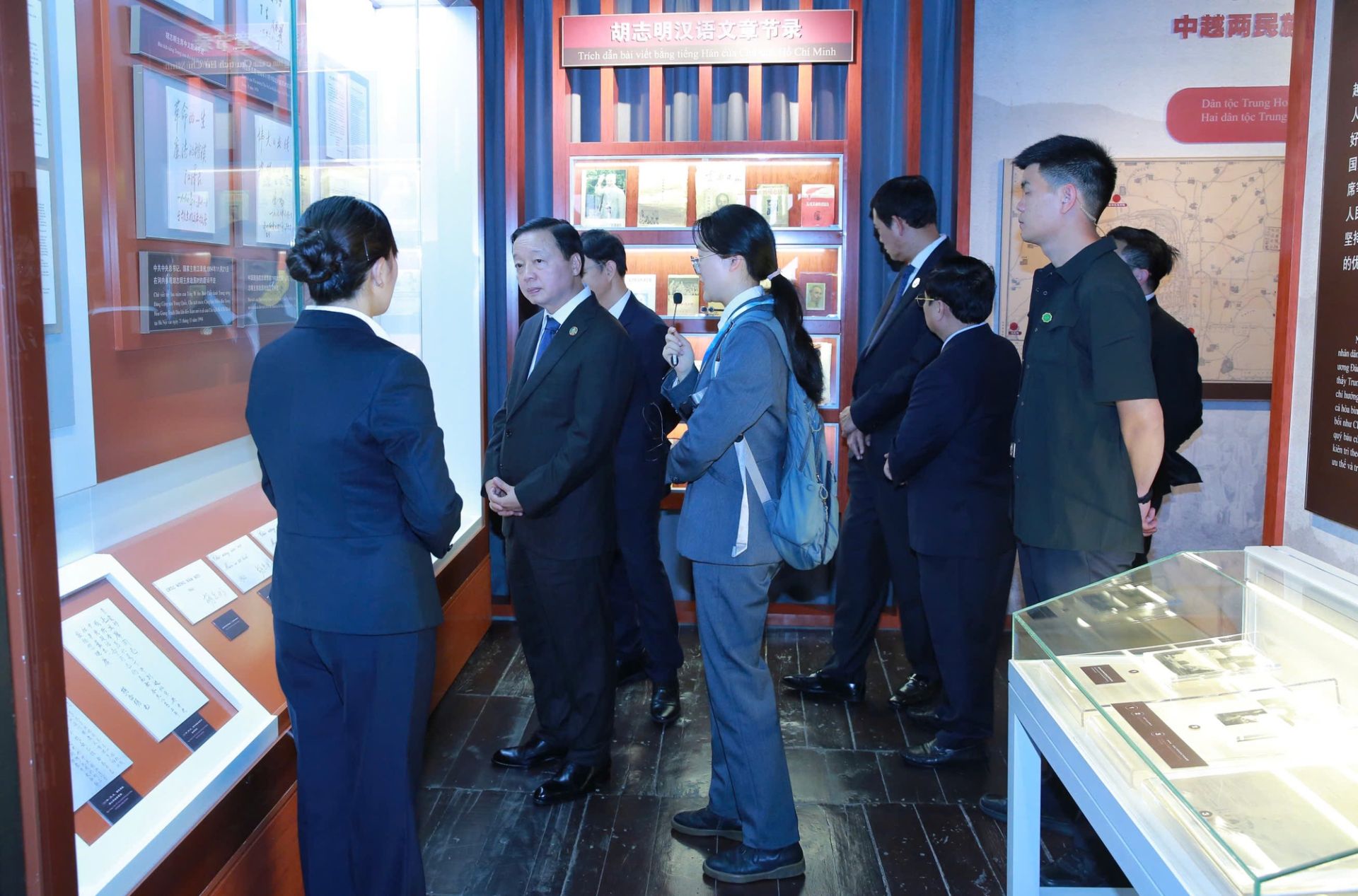 Phó Thủ tướng Trần Hồng Hà thăm Khu di tích Chủ tịch Hồ Chí Minh tại TP. Côn Minh, tỉnh Vân Nam (Trung Quốc)