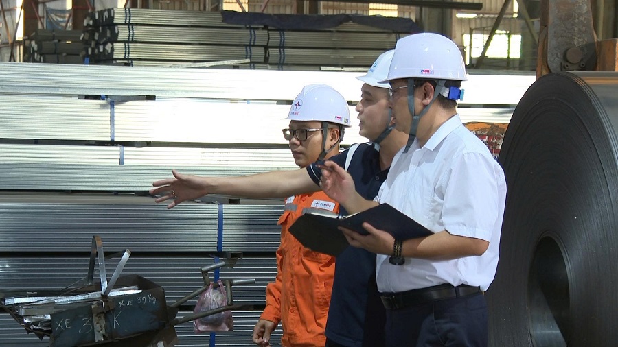 Công ty Điện lực Hưng Yên đồng hành cùng khách hàng thực hiện sử dụng điện tiết kiệm, hiệu quả