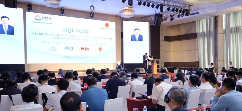 Toàn cảnh hội nghị Toàn cảnh hội nghị