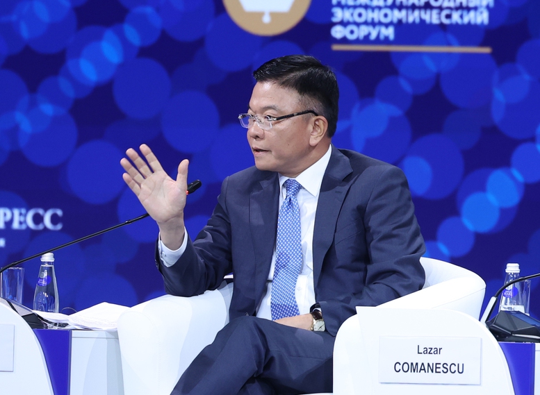 Phó Thủ tướng nhấn mạnh, Việt Nam là nước đã trải quả nhiều cuộc chiến tranh. Việt Nam không muốn xung đột xảy ra ở bất cứ nơi nào; khẳng định Việt Nam sẵn sàng đóng góp có trách nhiệm vào bảo đảm tương lai hoà bình, ổn định và thịnh vượng chung của toàn cầu - Ảnh: VGP/Đức Tuân