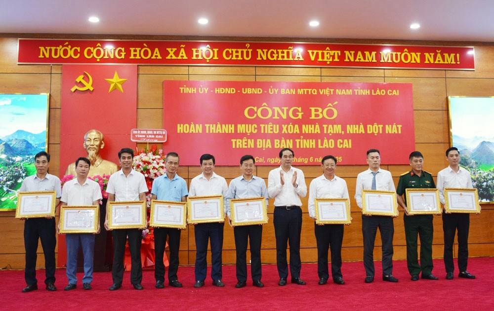 Lào Cai hoàn thành mục tiêu xoá nhà tạm, nhà dột nát trên địa bàn tỉnh