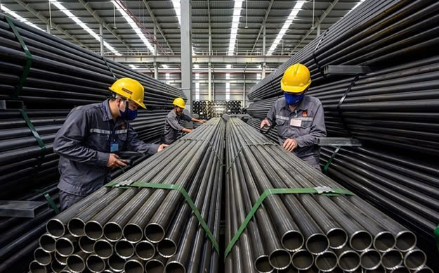 Các chuẩn mực thép trên sàn giao dịch tương lai Thượng Hải có sự trái chiều. Các chuẩn mực thép trên sàn giao dịch tương lai Thượng Hải có sự trái chiều.