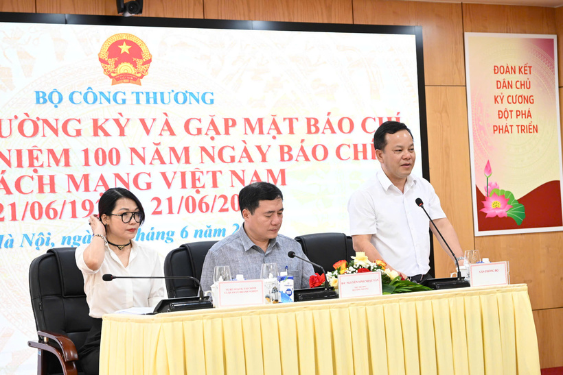 Bộ Công Thương tổ chức họp báo thường kỳ và kỷ niệm 100 năm Báo chí cách mạng Việt Nam. Ảnh báo Công Thương.