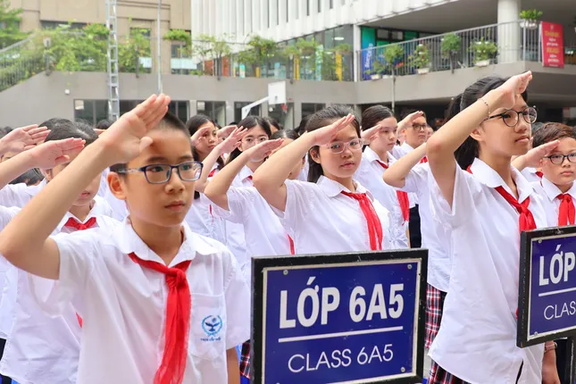 Năm học 2025 -2026, Trường THCS Cầu Giấy giữ nguyên chỉ tiêu tuyển sinh với 440 em. Năm học 2025 -2026, Trường THCS Cầu Giấy giữ nguyên chỉ tiêu tuyển sinh với 440 em.