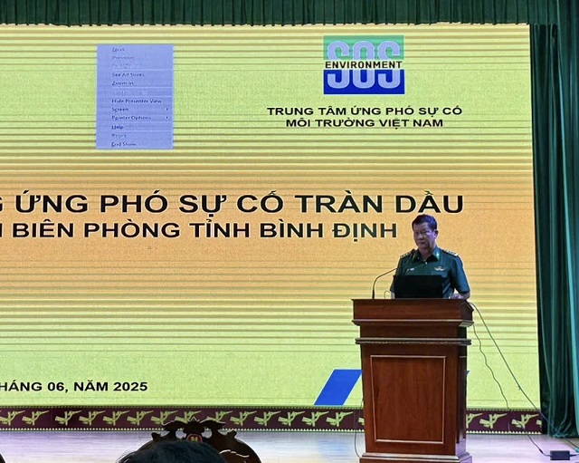 Thượng tá Lê Văn Hải phát biểu khai mạc Hội nghị. Ảnh: VH Thượng tá Lê Văn Hải phát biểu khai mạc Hội nghị. Ảnh: VH