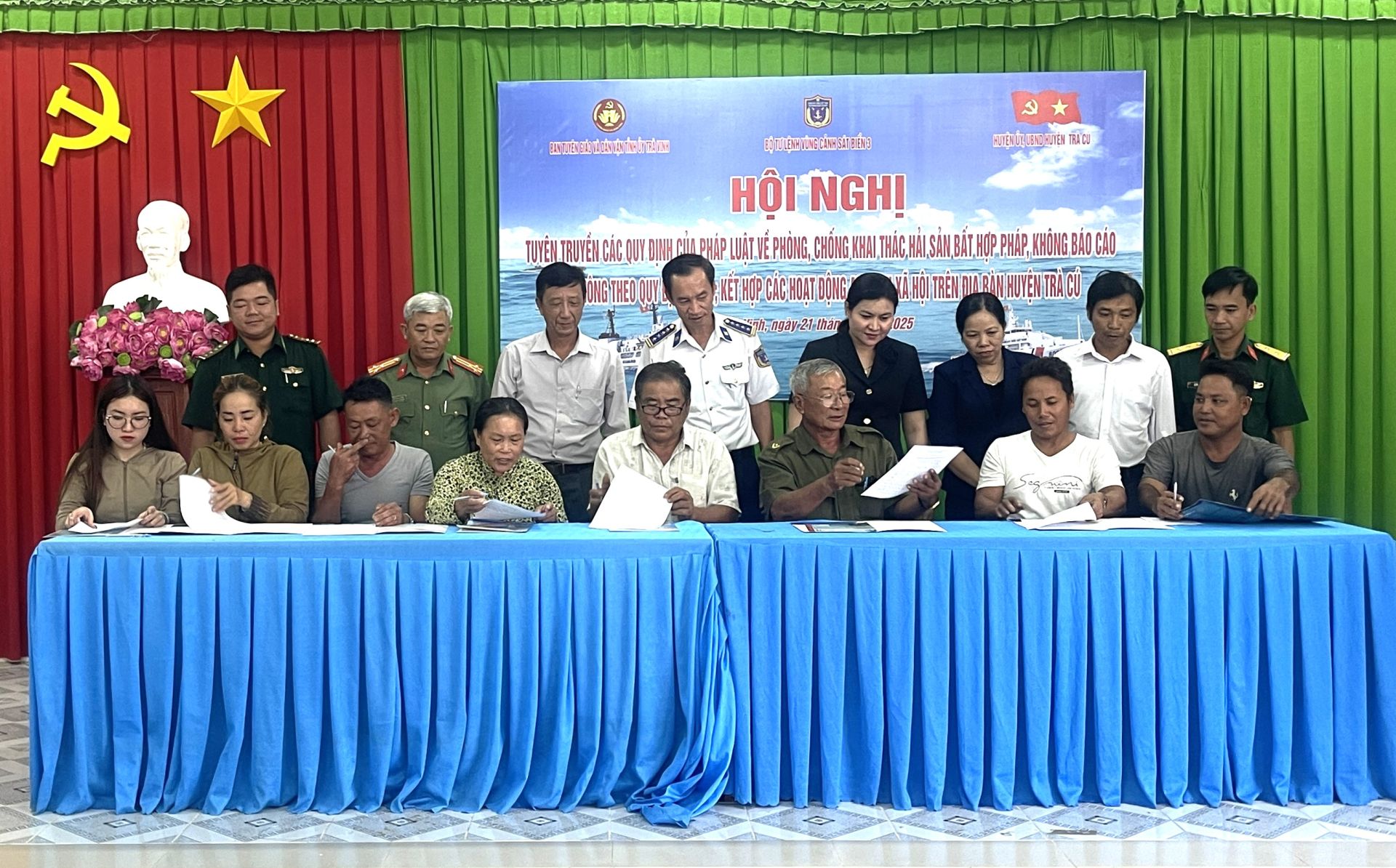 Ký kết không vi phạm IUU