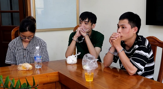 Các đối tượng tại cơ quan điều tra Các đối tượng tại cơ quan điều tra
