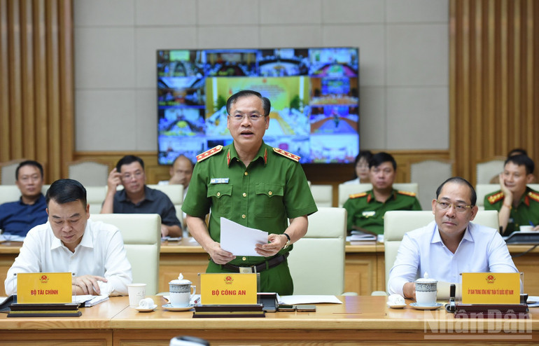 Đại diện lãnh đạo Bộ Công an phát biểu tại Hội nghị. (Ảnh: TRẦN HẢI)