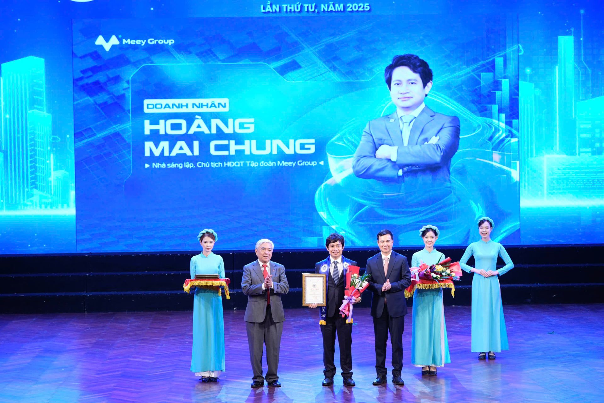 Liên tục đổi mới trong phát triển sản phẩm số, nhà lãnh đạo Meey Group được vinh danh tại I4.0 Awards