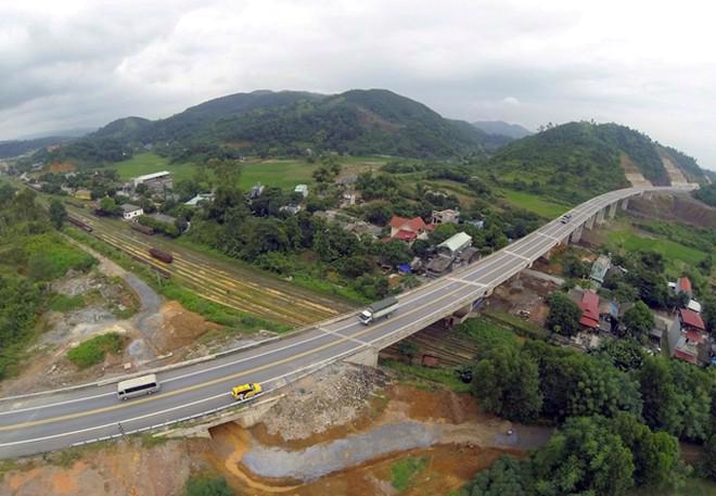 Thông điệp tiết kiệm của Tổng Bí thư nhìn từ các dự án giao thông đội vốn. Ảnh antd.vn. Thông điệp tiết kiệm của Tổng Bí thư nhìn từ các dự án giao thông đội vốn. Ảnh antd.vn.