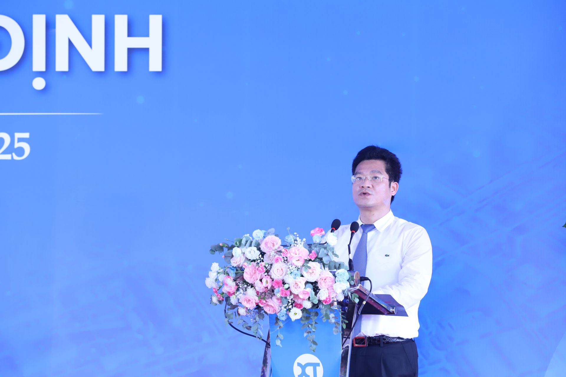 Phó Chủ tịch thường trực Trần Anh Dũng