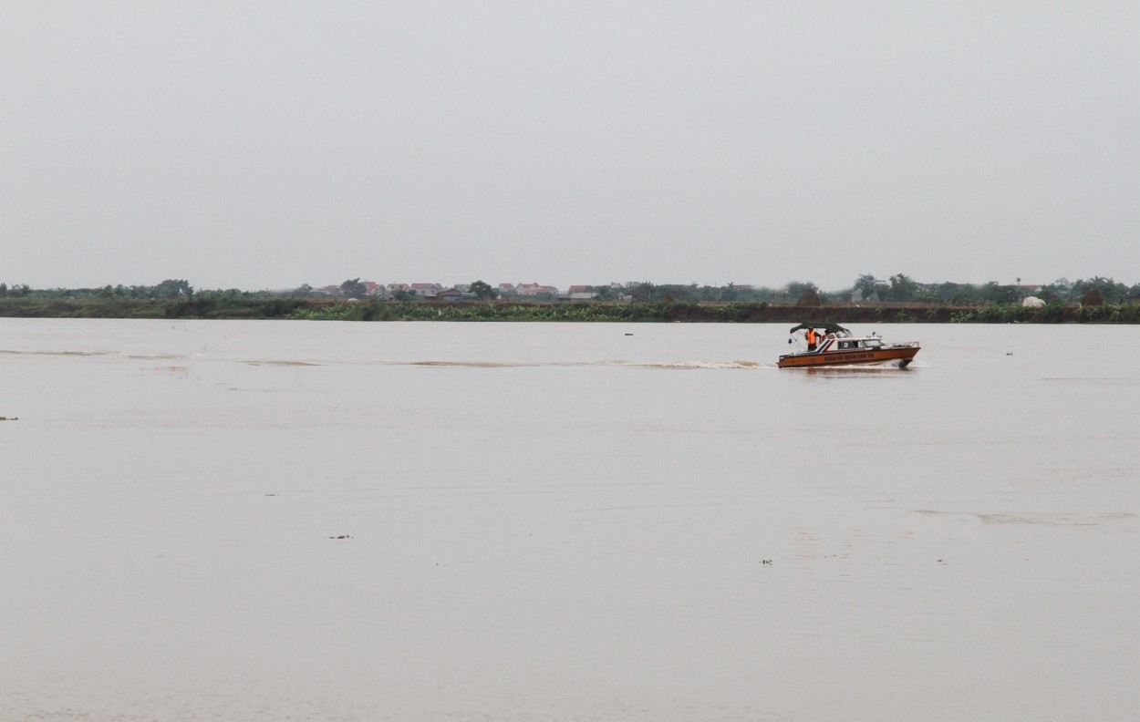 Bắc Ninh phát lệnh báo động số 2 trên triền sông Cầu