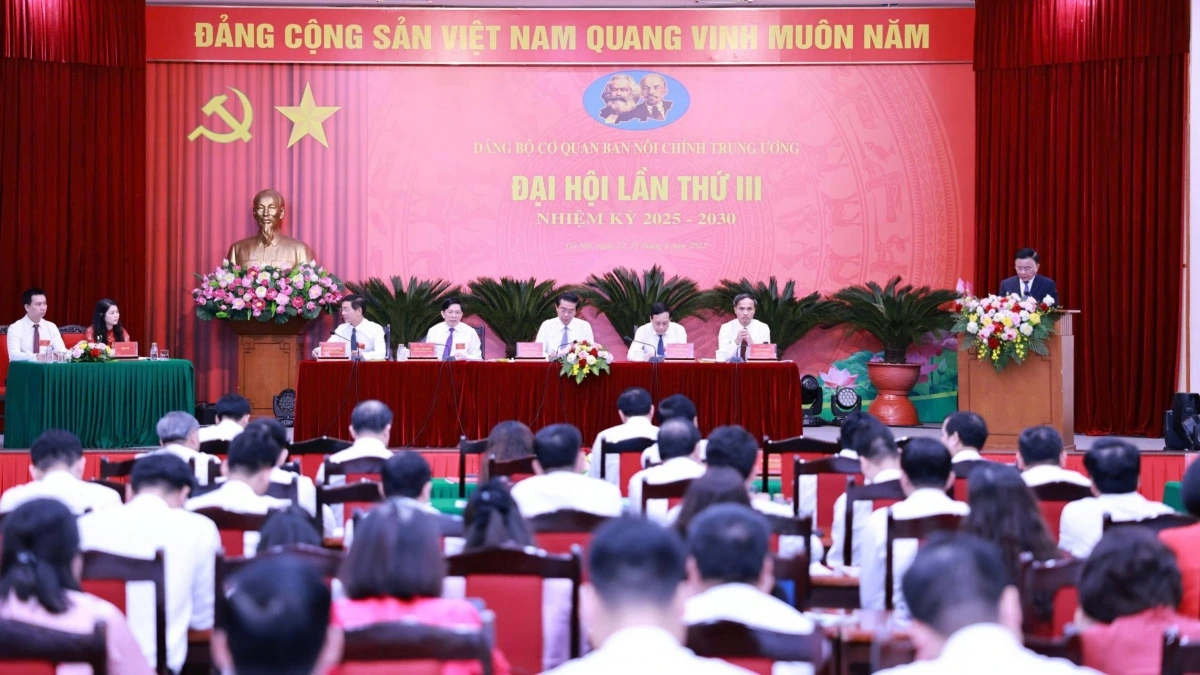 Ông Trần Cẩm Tú: Xử lý dứt điểm vụ án, vụ việc liên quan nhân sự Đại hội