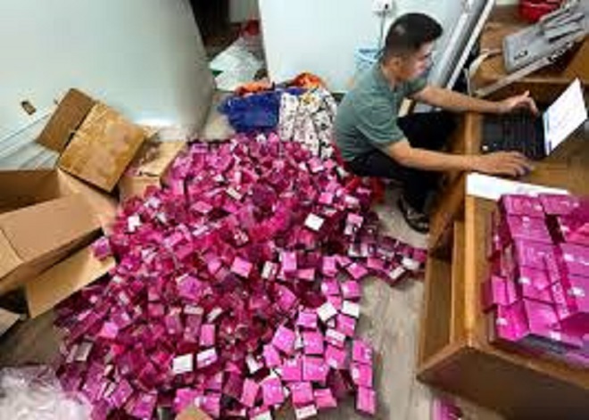 Đà Nẵng khởi tố Giám đốc công ty mỹ phẩm giả