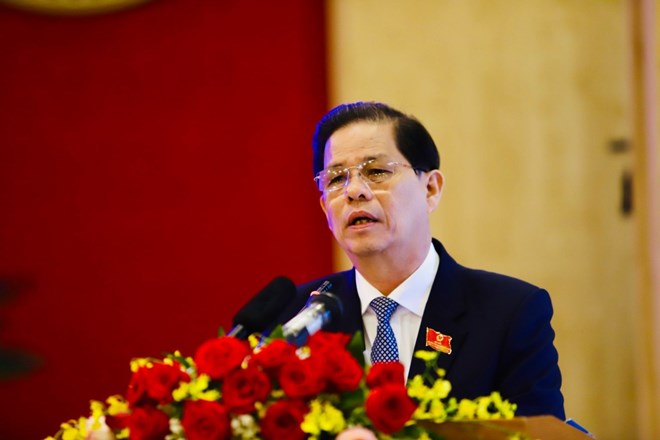 Chủ tịch và 2 Phó Chủ tịch UBND tỉnh Khánh Hòa xin nghỉ hưu trước tuổi