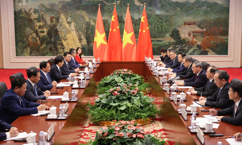 Hai Thủ tướng nhất trí đánh giá quan hệ hai Đảng, hai nước đã có những bước chuyển mạnh mẽ, thực chất với nhiều điểm sáng tích cực - Ảnh: VGP/Nhật Băc Hai Thủ tướng nhất trí đánh giá quan hệ hai Đảng, hai nước đã có những bước chuyển mạnh mẽ, thực chất với nhiều điểm sáng tích cực - Ảnh: VGP/Nhật Băc