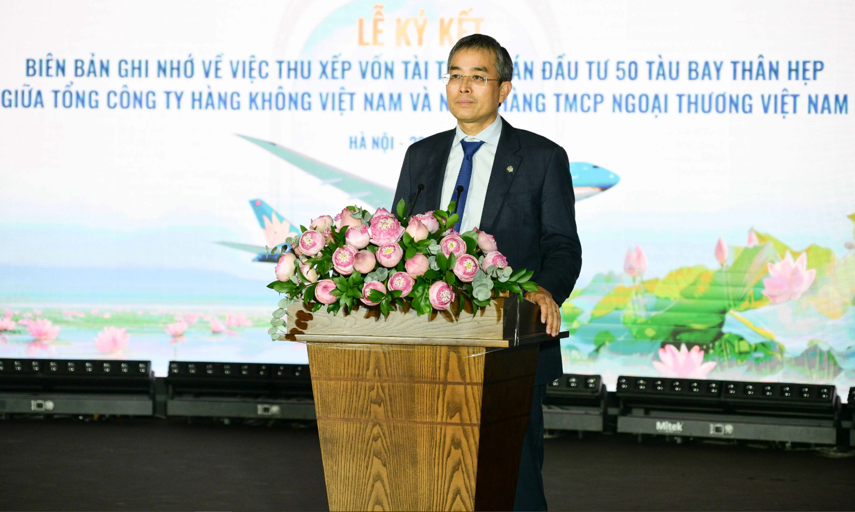 Ông Đặng Ngọc Hòa – Ủy viên BCH Đảng bộ Chính phủ, Bí thư Đảng ủy, Chủ tịch HĐQT Vietnam Airlines phát biểu tại sự kiện Ông Đặng Ngọc Hòa – Ủy viên BCH Đảng bộ Chính phủ, Bí thư Đảng ủy, Chủ tịch HĐQT Vietnam Airlines phát biểu tại sự kiện