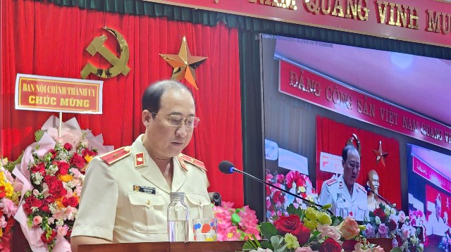 Ông Trần Hoài Nam, Viện trưởng VKSND TP. Đà Nẵng mới phát biểu nhận nhiệm vụ Ông Trần Hoài Nam, Viện trưởng VKSND TP. Đà Nẵng mới phát biểu nhận nhiệm vụ