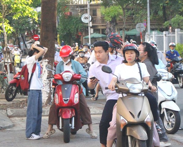 Thí sinh Đà Nẵng bắt đầu môn thi đầu tiên kỳ thi tốt nghiệp THPT 2025