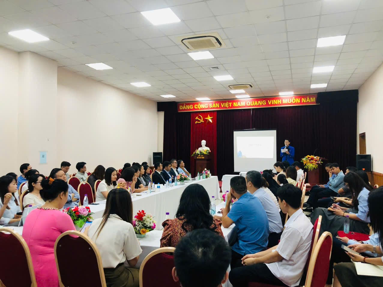 Hội thảo chuyên đề “Doanh nghiệp nhỏ - chính sách lớn: Cơ hội từ Nghị quyết 68-NQ/TW”