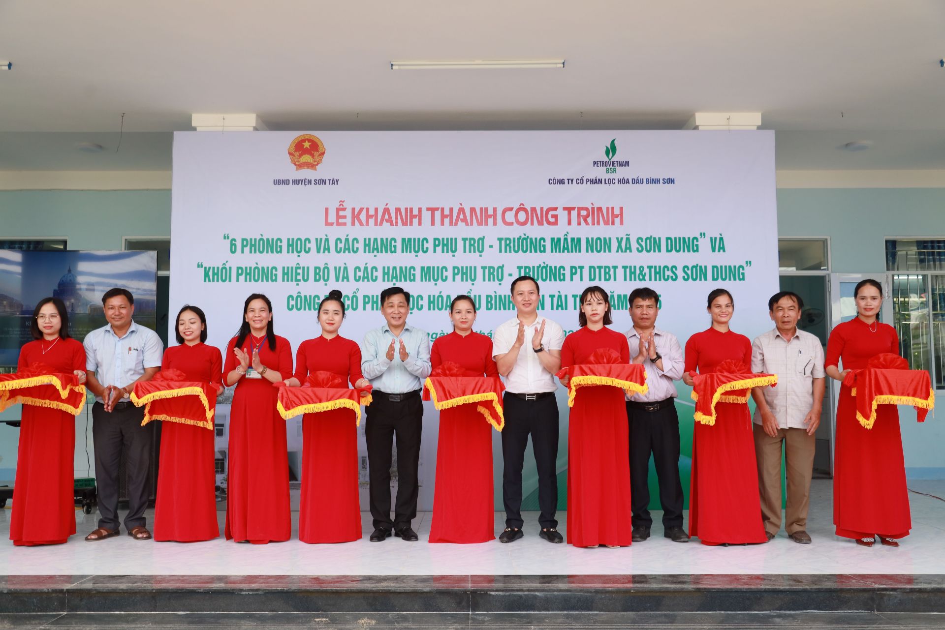 Lọc hóa dầu Bình Sơn viết tiếp câu chuyện nâng cao chất lượng giáo dục tại huyện miền núi Quảng Ngãi