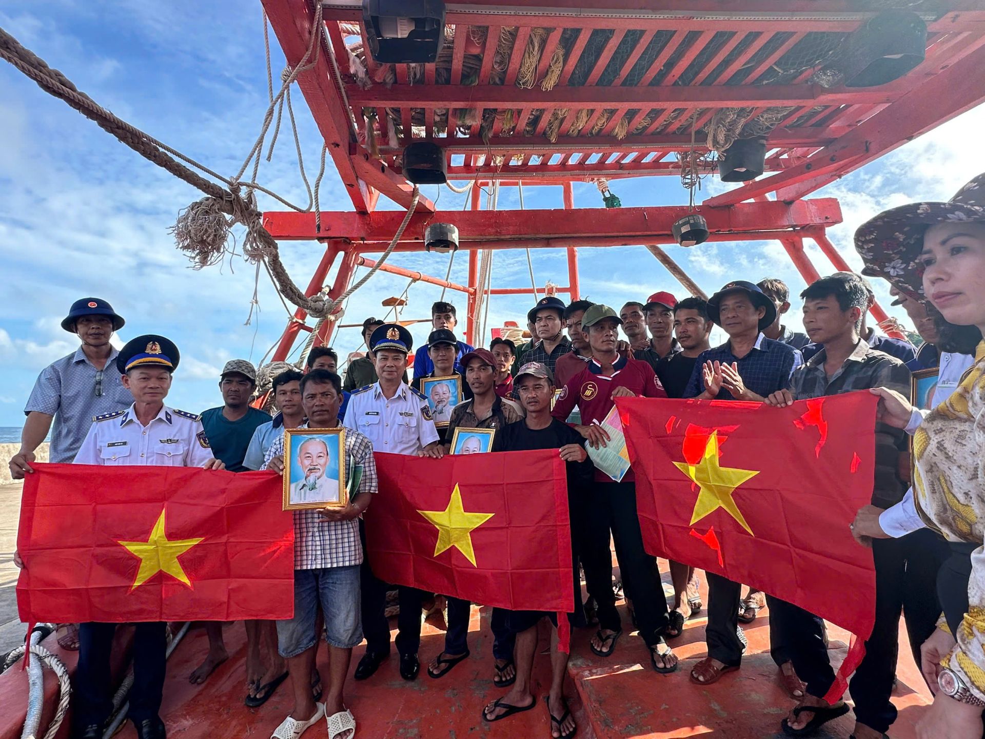 Thắm tình quân - dân nơi đảo tiền tiêu phía Tây Nam của Tổ quốc