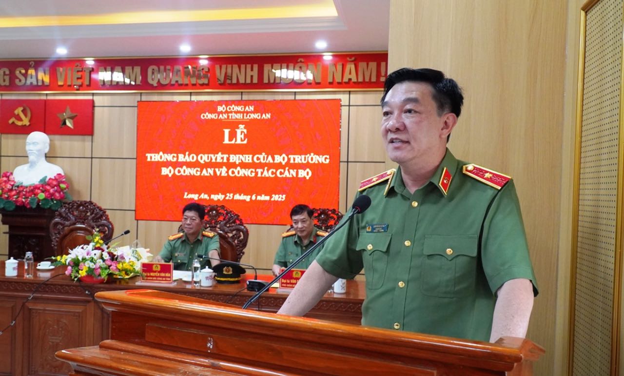 Hai Phó Giám đốc Công an tỉnh Long An nhận nhiệm vụ mới ở Bộ Công an