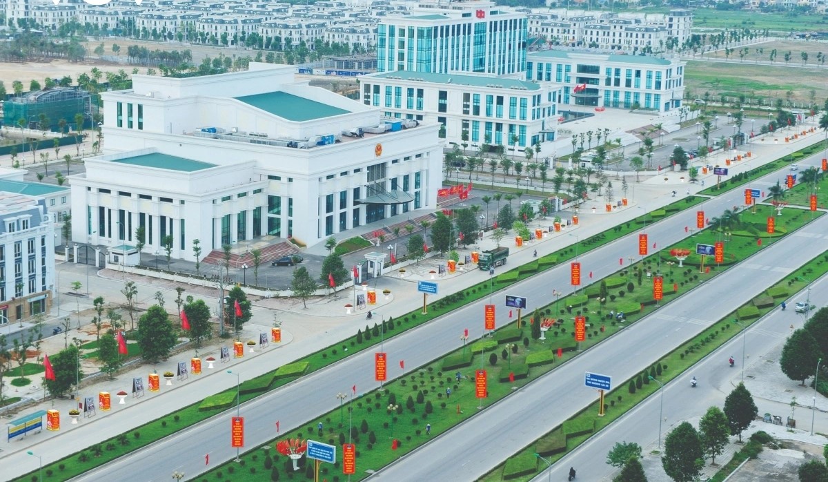 Tỉnh Thanh Hóa chọn phường Hạc Thành - phường có gần 200.000 dân để vận hành mẫu chính quyền 2 cấp vào ngày 17/6. Tỉnh Thanh Hóa chọn phường Hạc Thành - phường có gần 200.000 dân để vận hành mẫu chính quyền 2 cấp vào ngày 17/6.