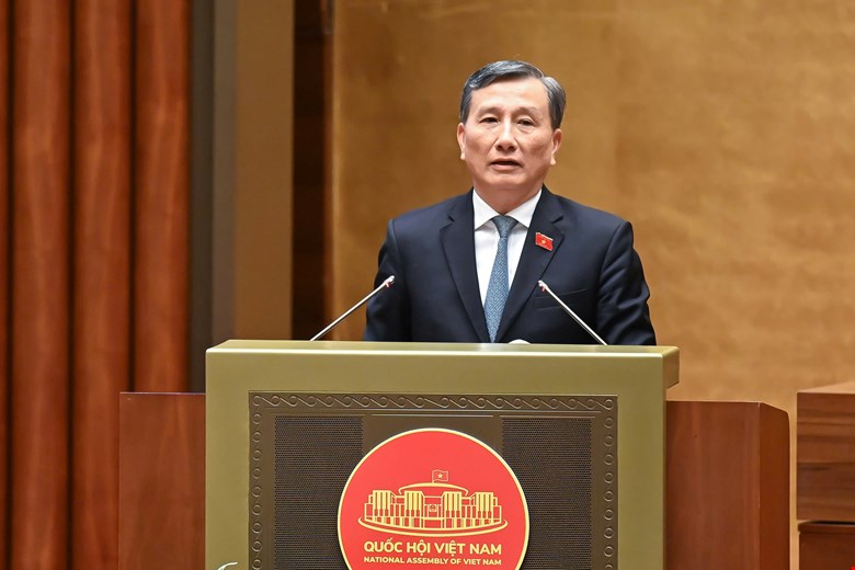 Ủy viên Ủy ban Thường vụ Quốc hội, Chủ nhiệm Ủy ban Khoa học, Công nghệ và Môi trường Lê Quang Huy.