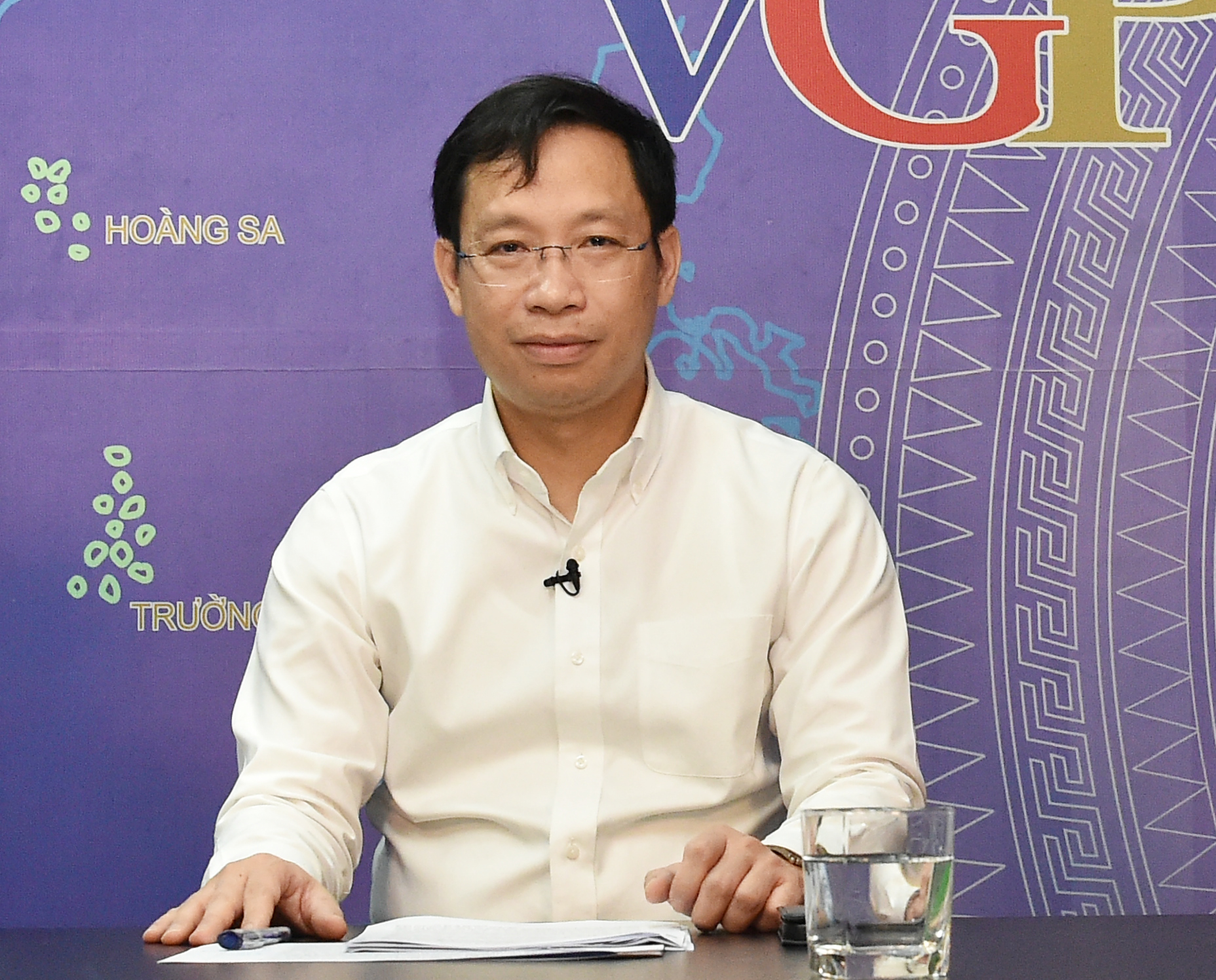Ông Nguyễn Phi Lân, Vụ trưởng Vụ Dự báo, thống kê - Ổn định tiền tệ, tài chính (Ngân hàng Nhà nước) Ông Nguyễn Phi Lân, Vụ trưởng Vụ Dự báo, thống kê - Ổn định tiền tệ, tài chính (Ngân hàng Nhà nước)