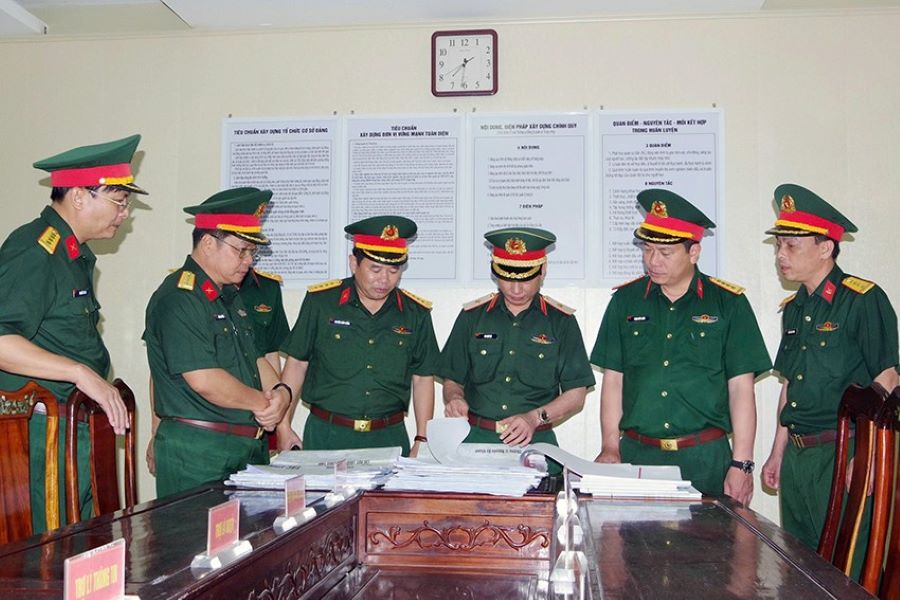 Bộ Quốc phòng kiểm tra cơ quan quân sự địa phương tại tỉnh Hà Tĩnh