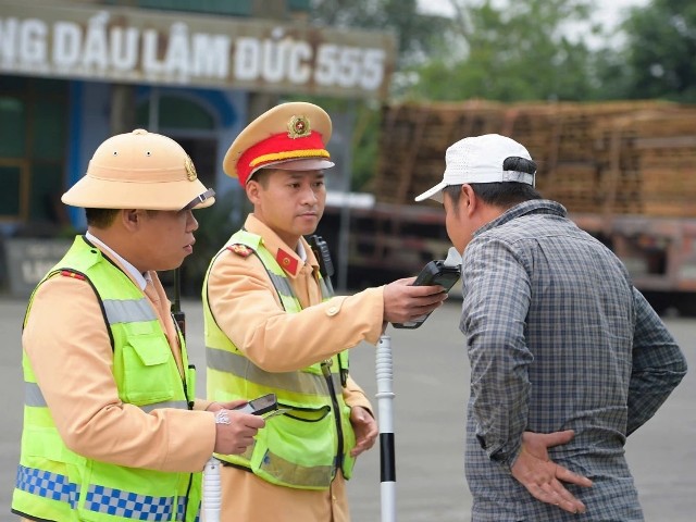 Nghệ An: Hơn 39.500 vụ vi phạm hành chính bị xử lý, nộp ngân sách trên 120 tỷ đồng