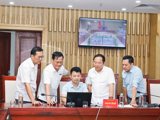 Nghệ An tổ chức vận hành thử 5 nền tảng số phục vụ chính quyền địa phương hai cấp